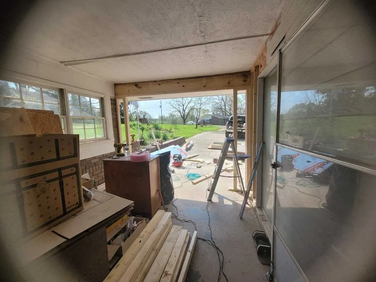 Air movers and dehumidifier for Drying & Dehumidification in Silver Lakes